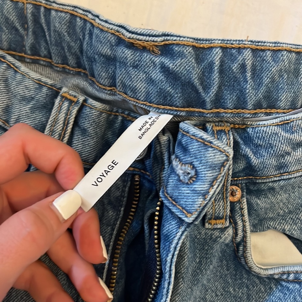Weekday Jeans - Picture 2 of 6